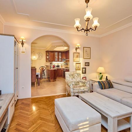 Apartment Ammor With Free Parking Дубровник Екстериор снимка