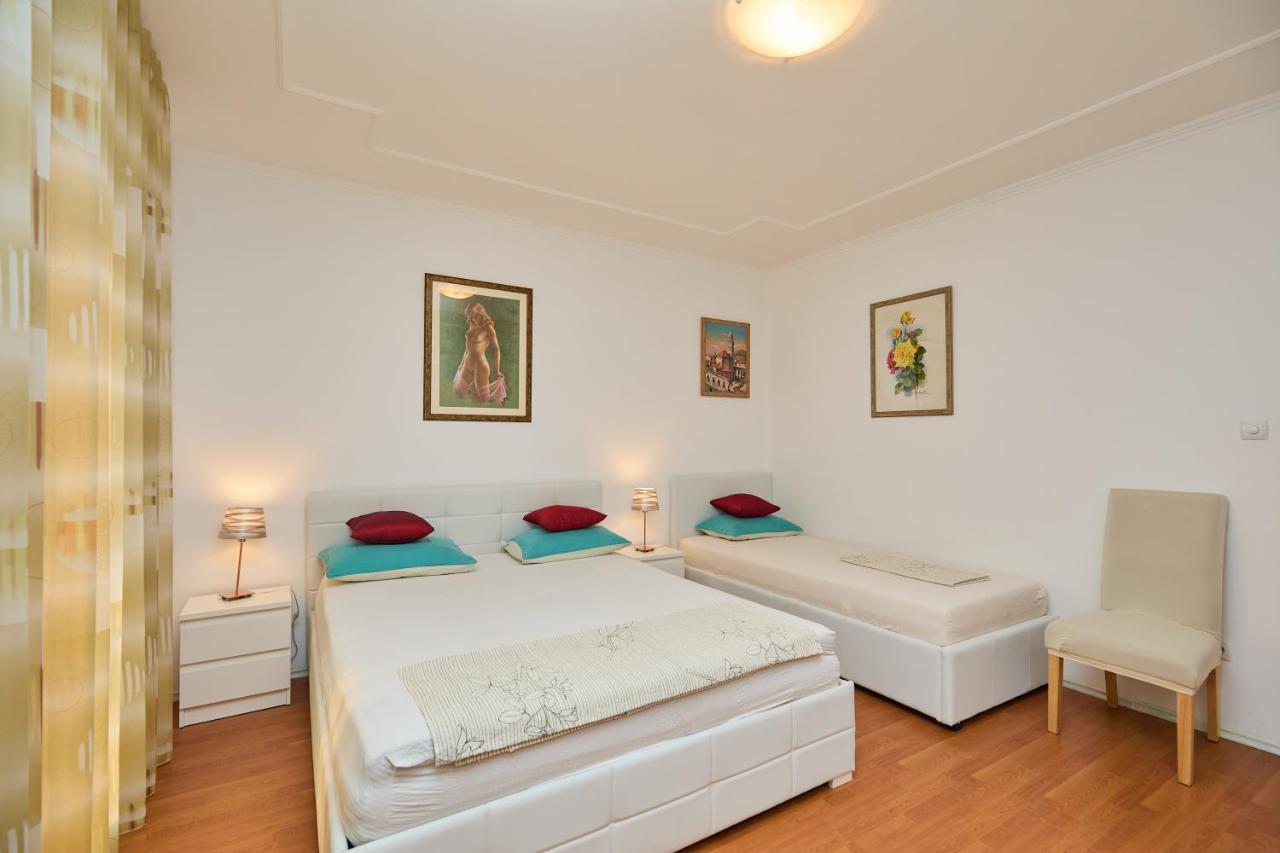Apartment Ammor With Free Parking Дубровник Екстериор снимка