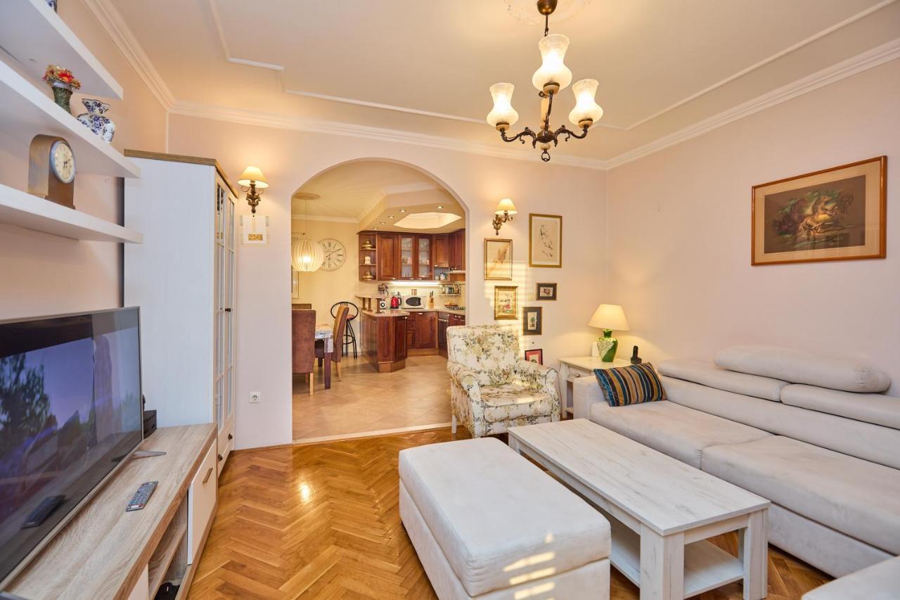 Apartment Ammor With Free Parking Дубровник Екстериор снимка