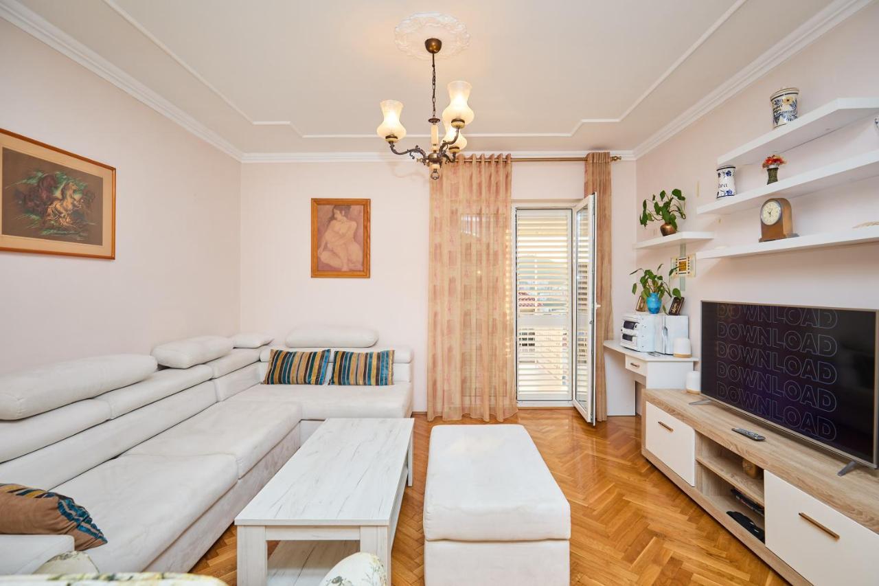 Apartment Ammor With Free Parking Дубровник Екстериор снимка