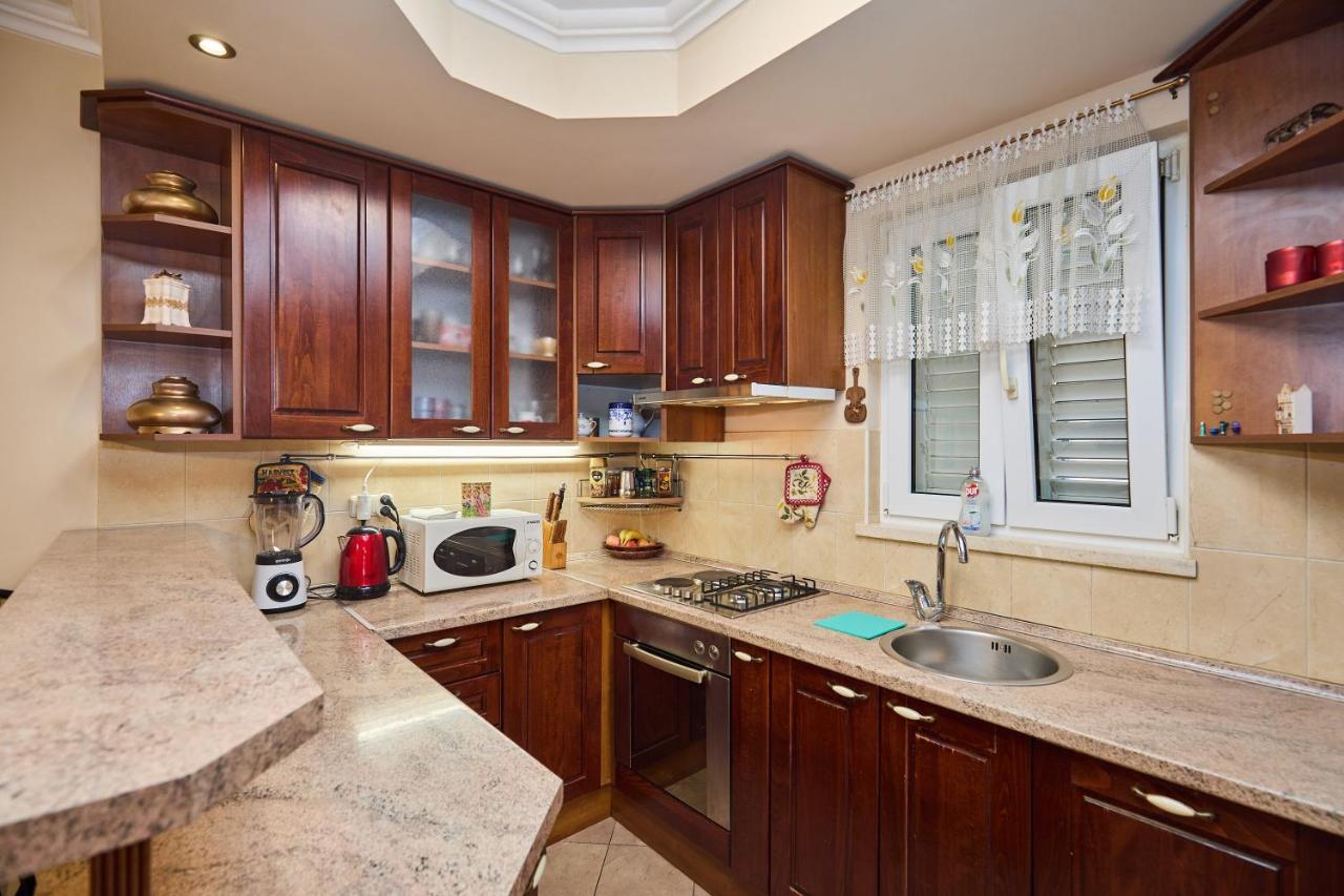 Apartment Ammor With Free Parking Дубровник Екстериор снимка