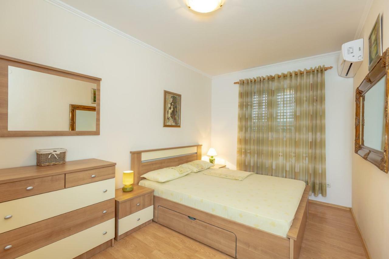 Apartment Ammor With Free Parking Дубровник Екстериор снимка